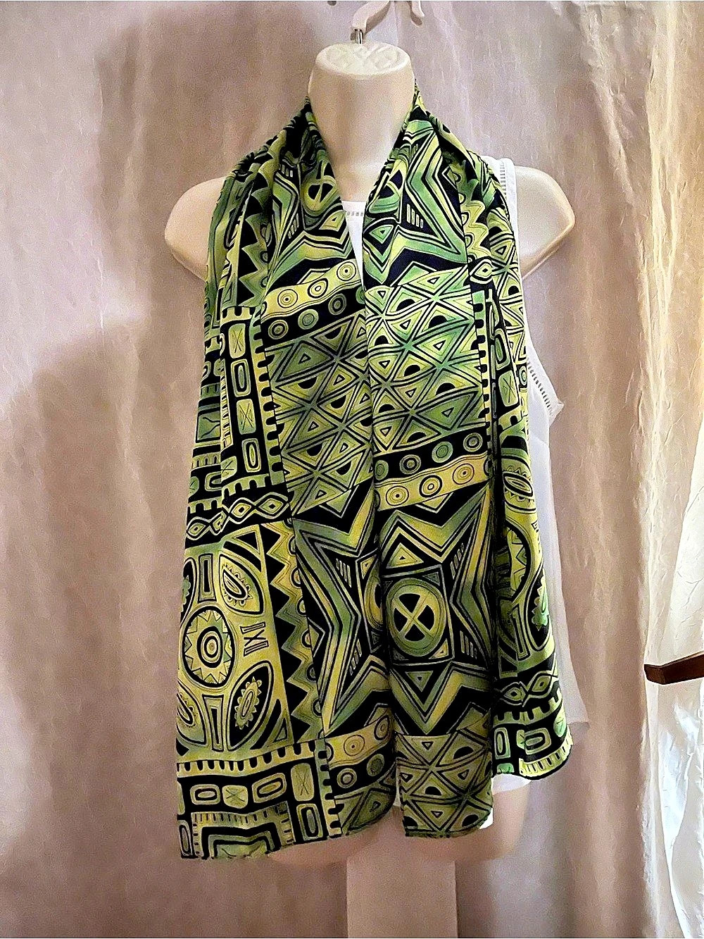 Casca silk Geometric Green & Black Scarf